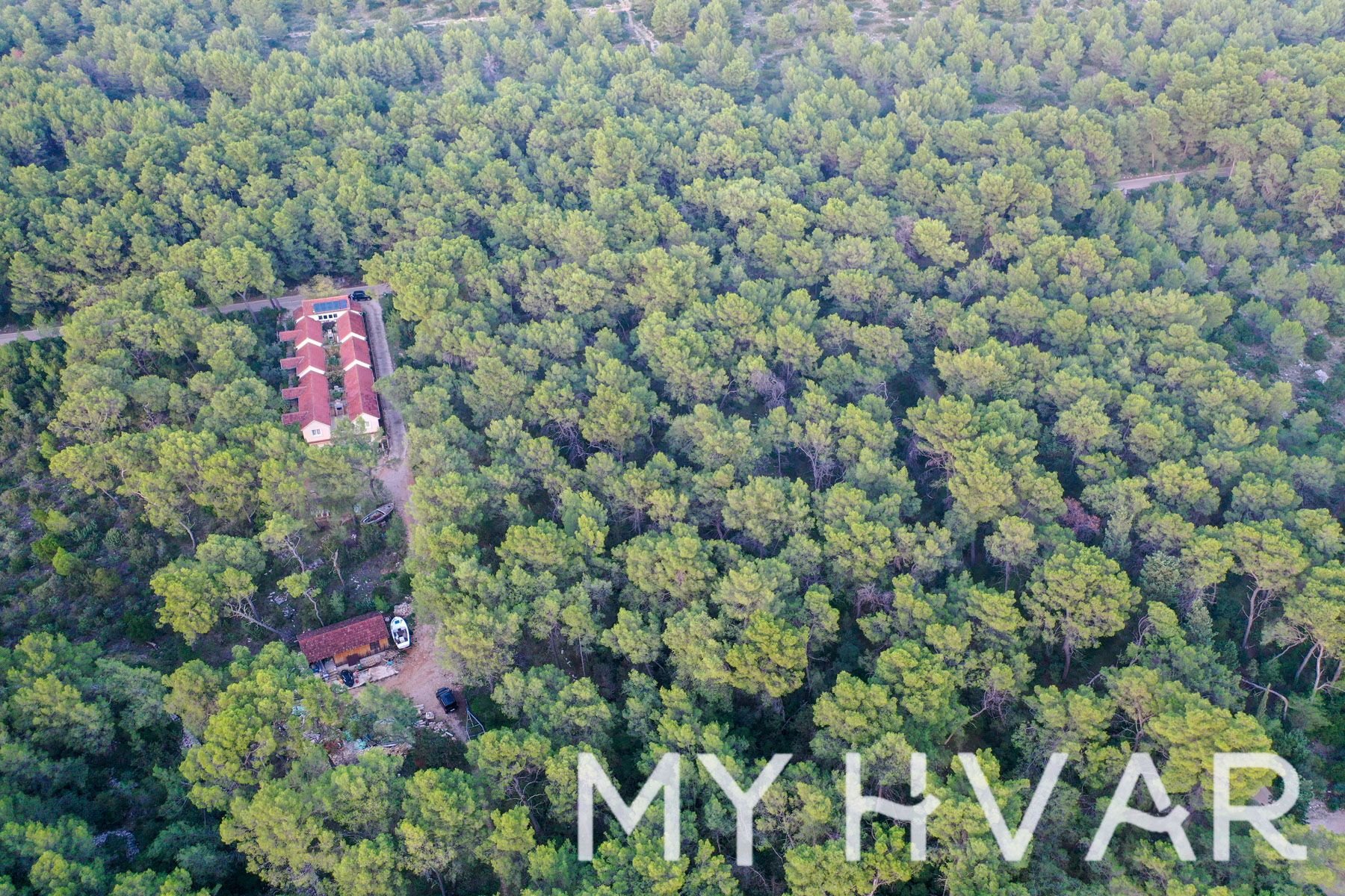 Land For sale - SPLITSKO-DALMATINSKA Jelsa
