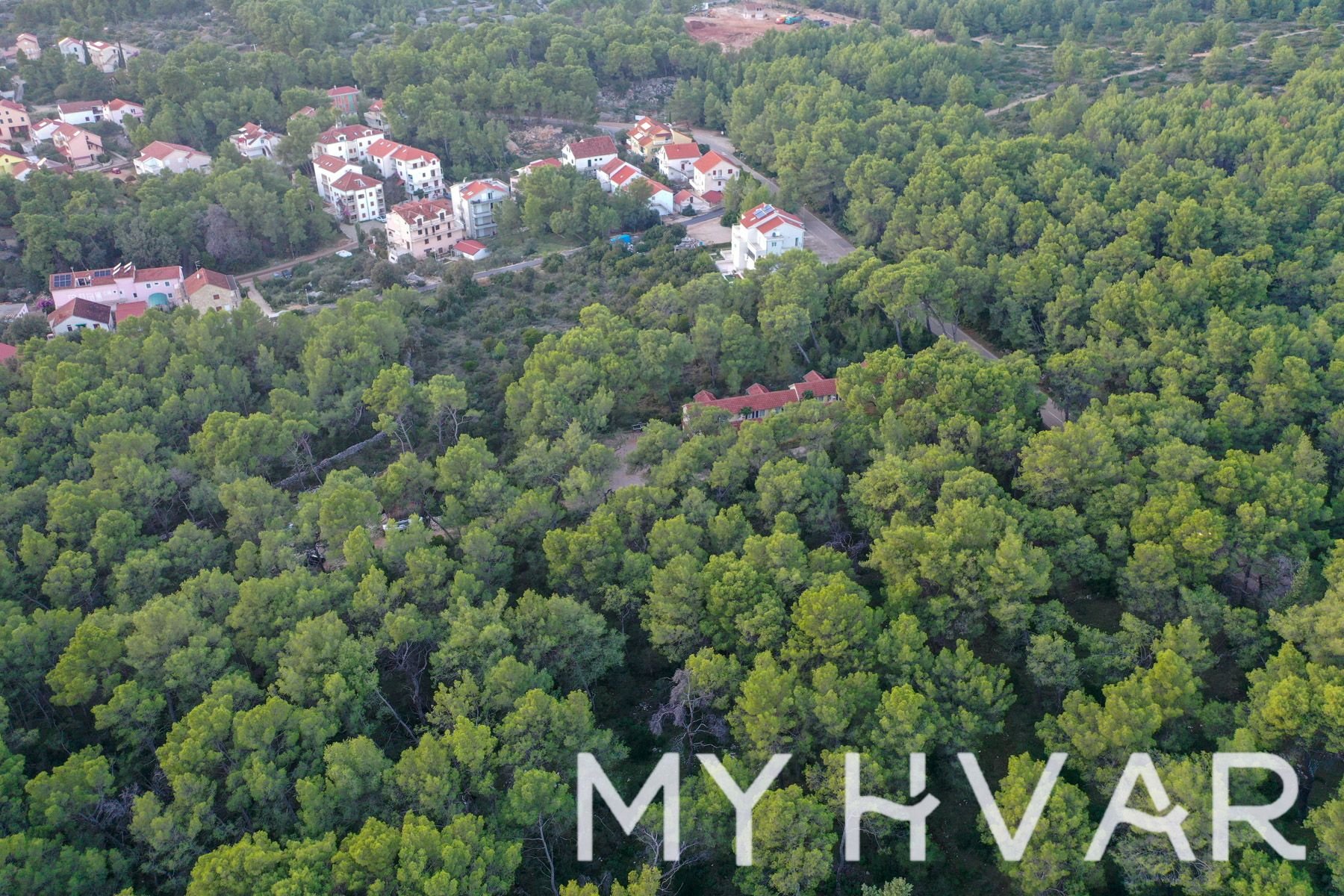 Land For sale - SPLITSKO-DALMATINSKA Jelsa