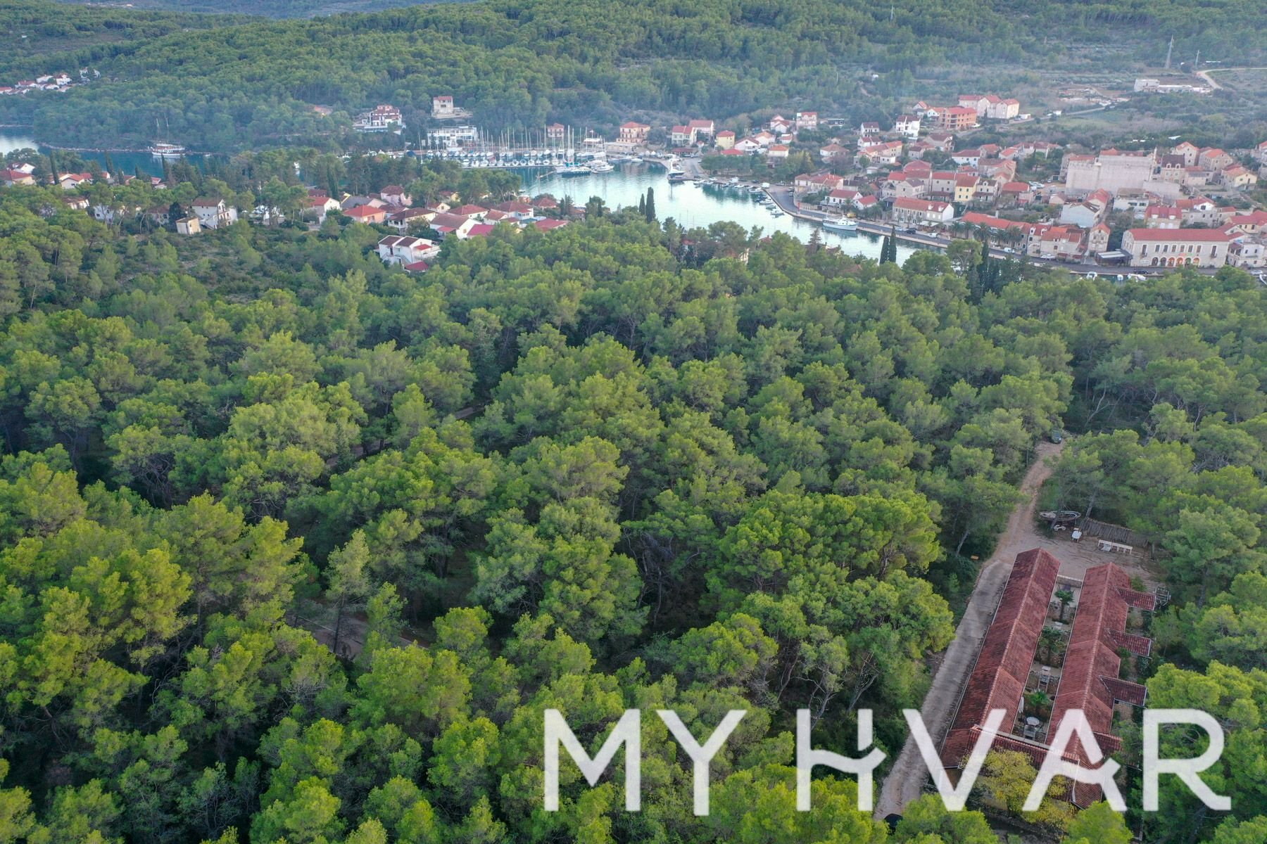 Land For sale - SPLITSKO-DALMATINSKA Jelsa