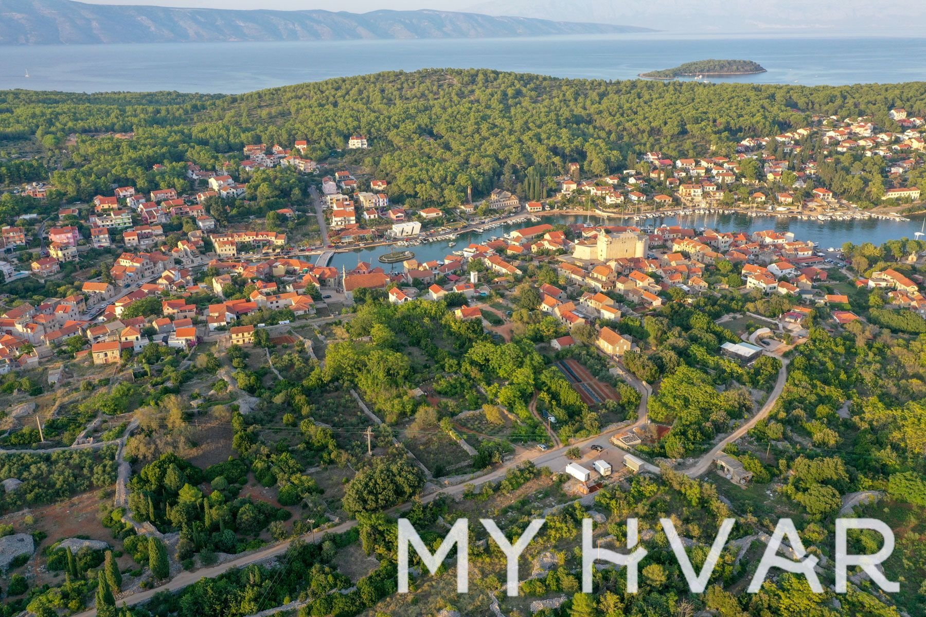 Land For sale - SPLITSKO-DALMATINSKA Jelsa