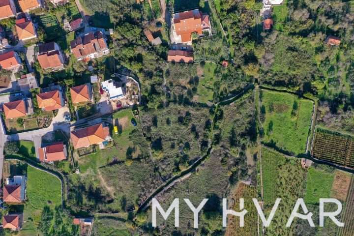 Land for sale 1935 m² – Jelsa
