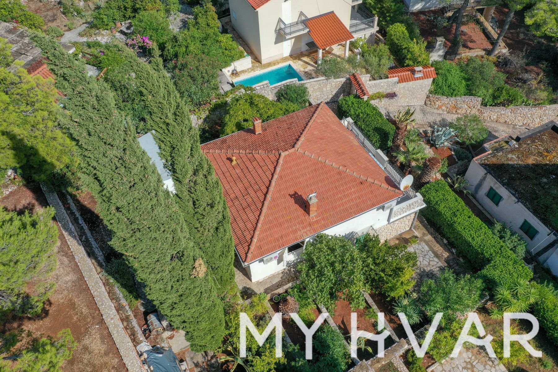 Dom Na predaj - SPLITSKO-DALMATINSKA Jelsa