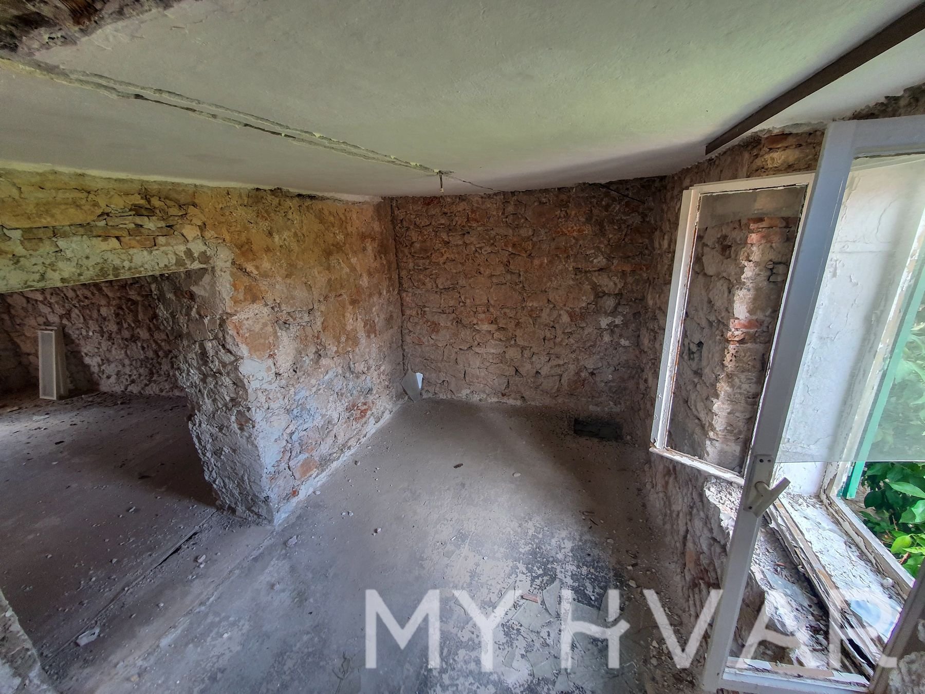 House For sale - SPLITSKO-DALMATINSKA STARI GRAD