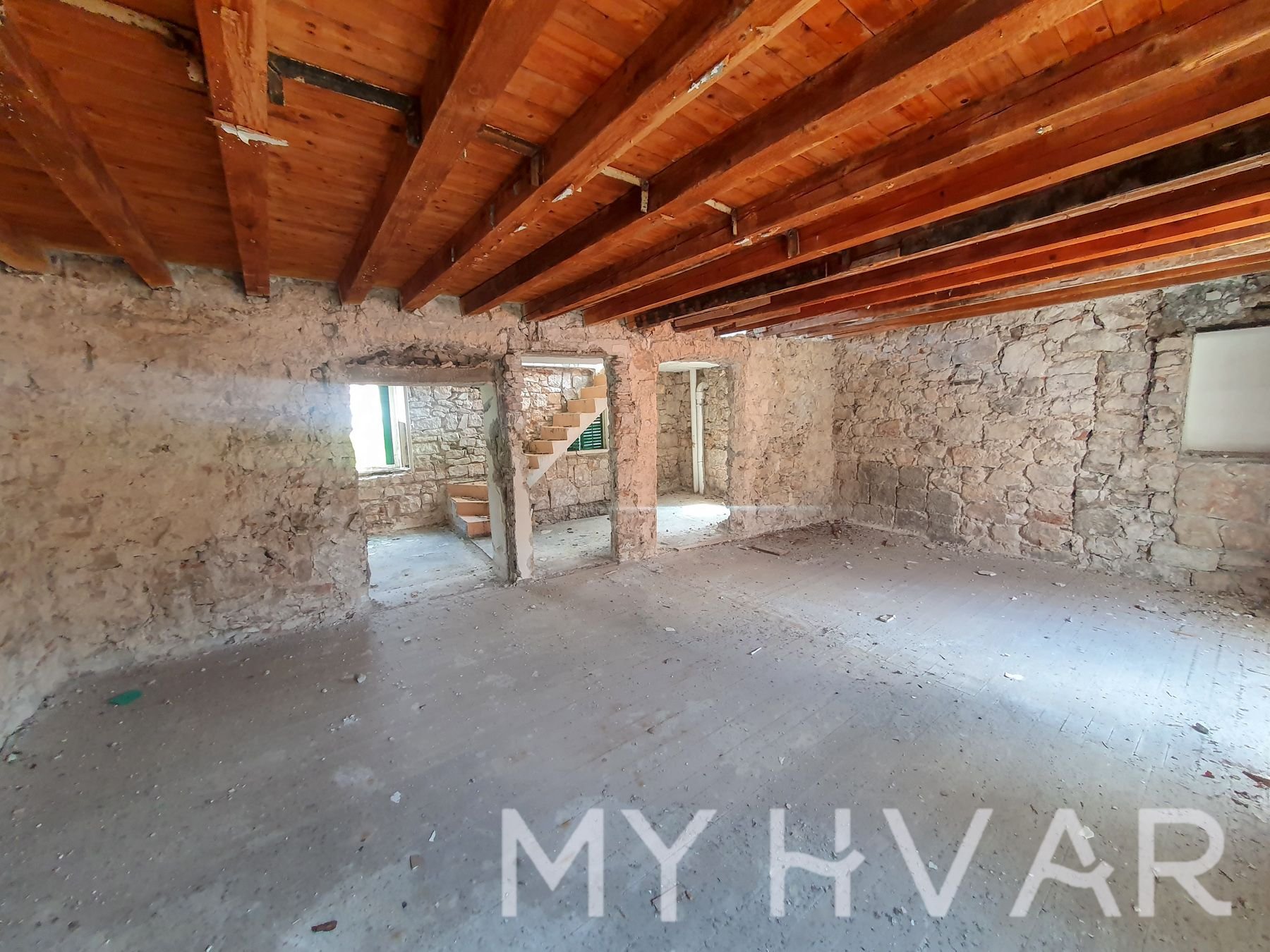 House For sale - SPLITSKO-DALMATINSKA STARI GRAD