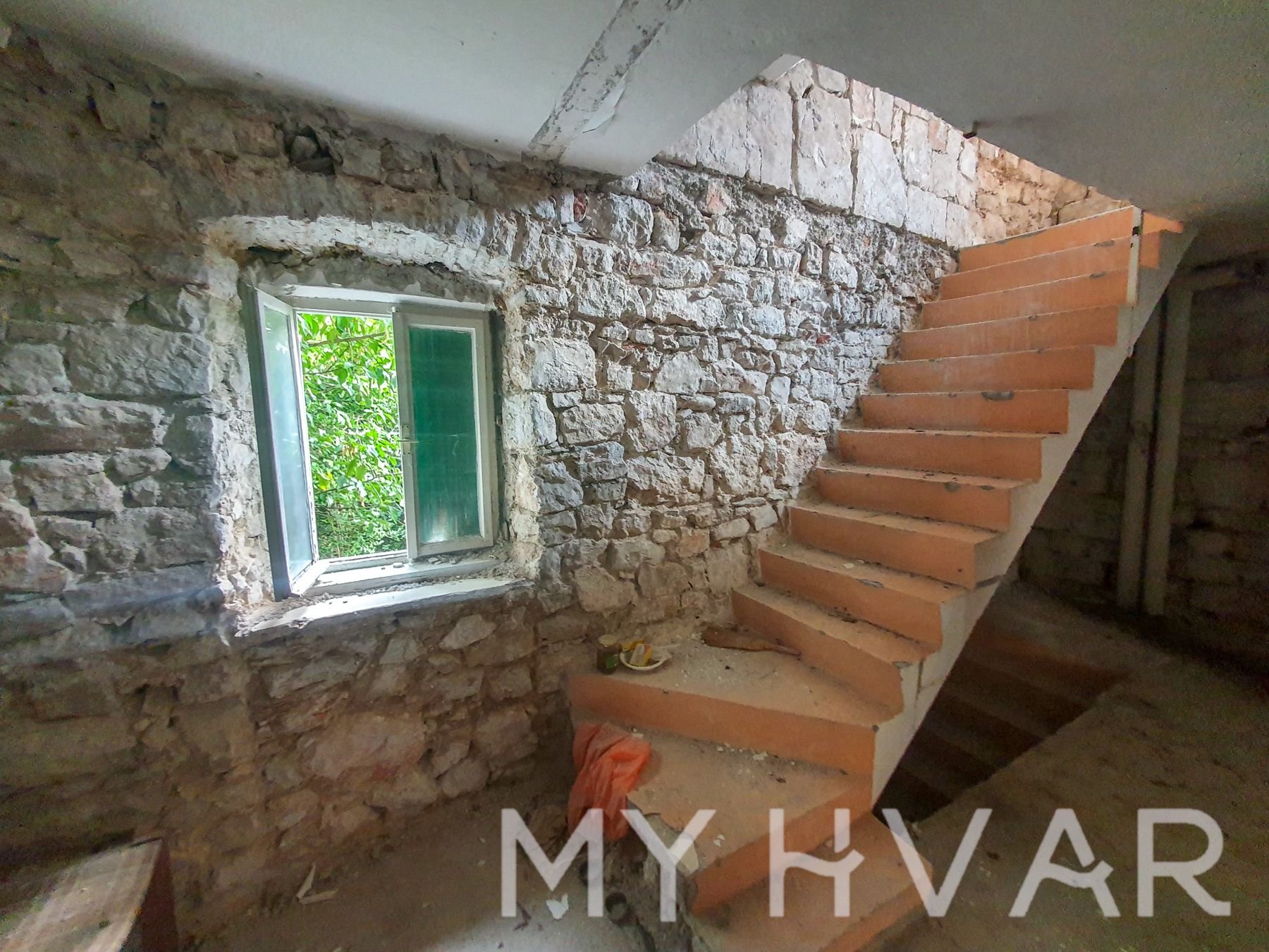 House For sale - SPLITSKO-DALMATINSKA STARI GRAD