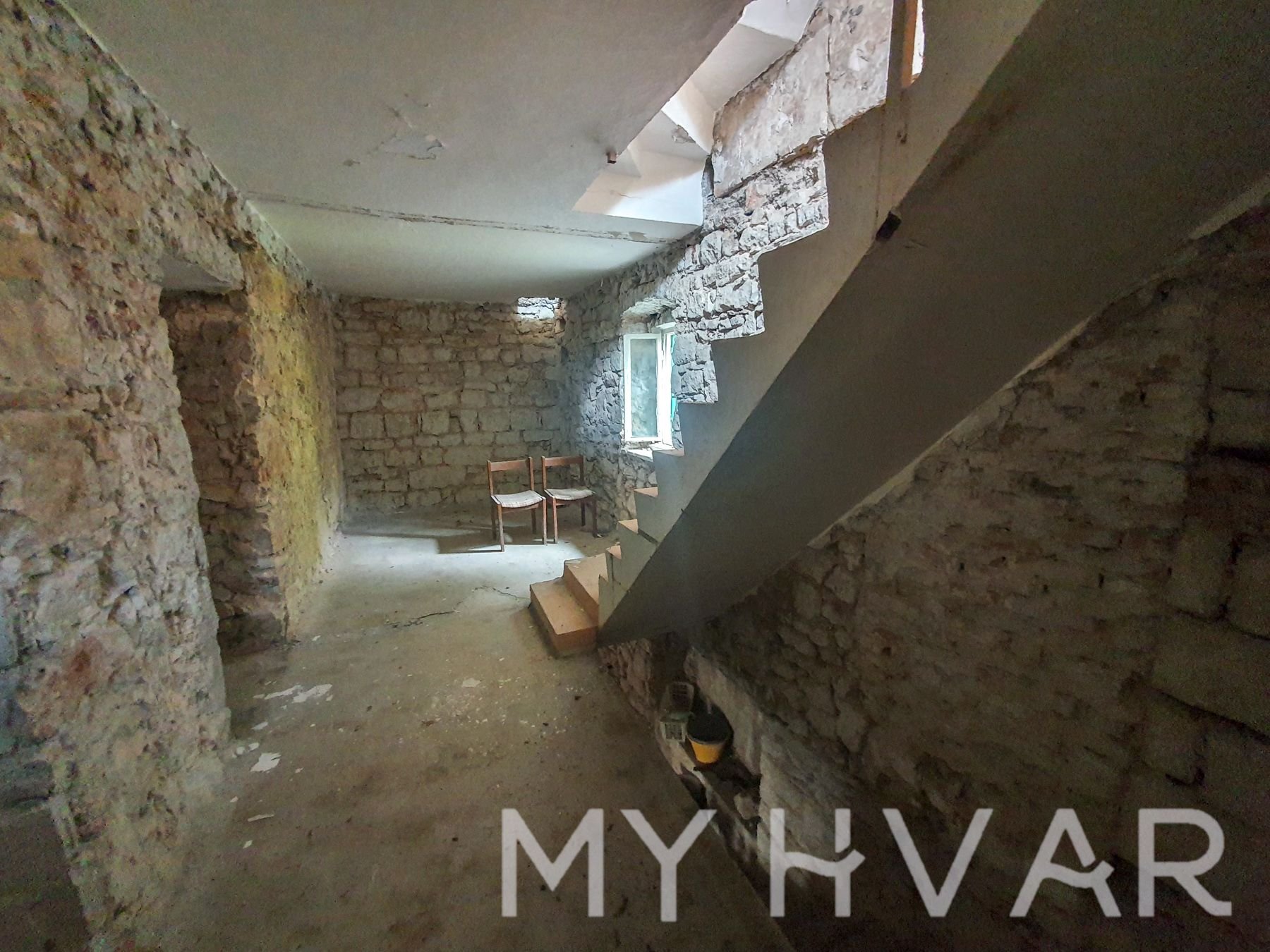 House For sale - SPLITSKO-DALMATINSKA STARI GRAD