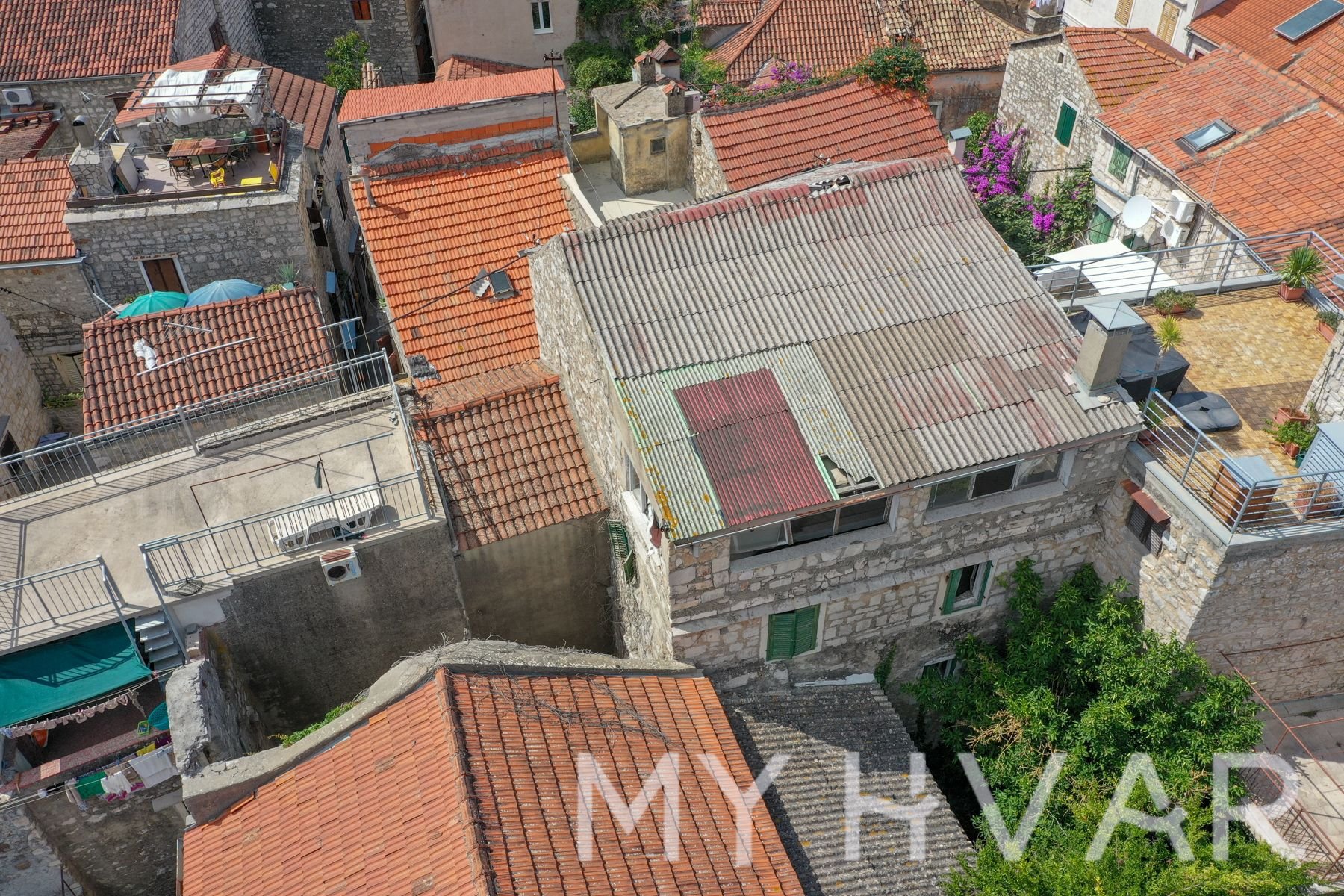 House For sale - SPLITSKO-DALMATINSKA STARI GRAD