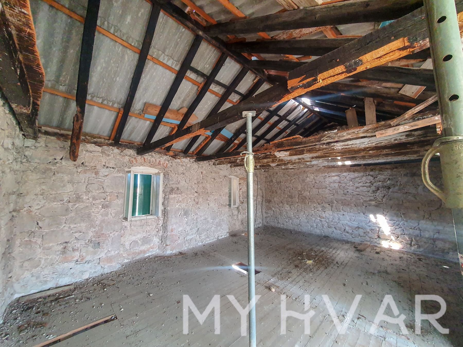 House For sale - SPLITSKO-DALMATINSKA STARI GRAD