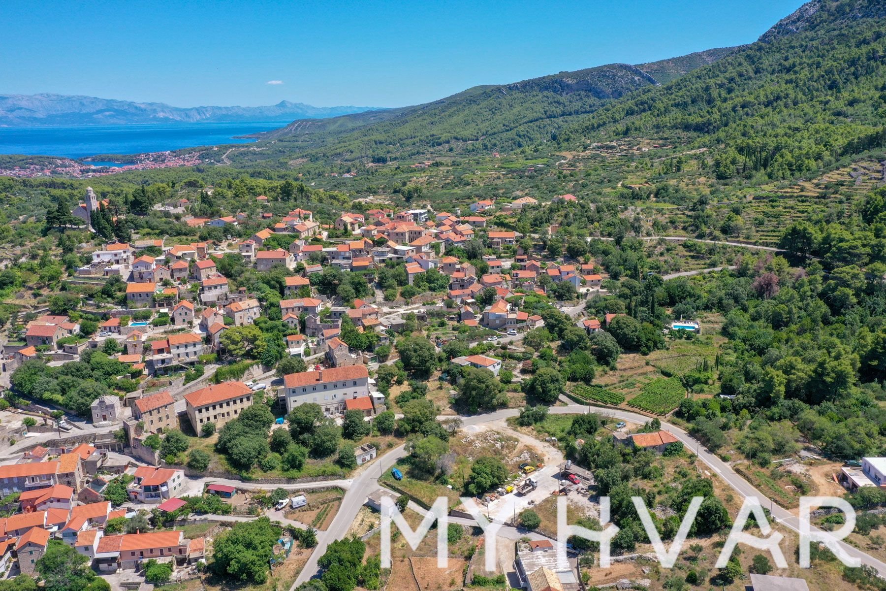 Dom Na predaj - SPLITSKO-DALMATINSKA Jelsa