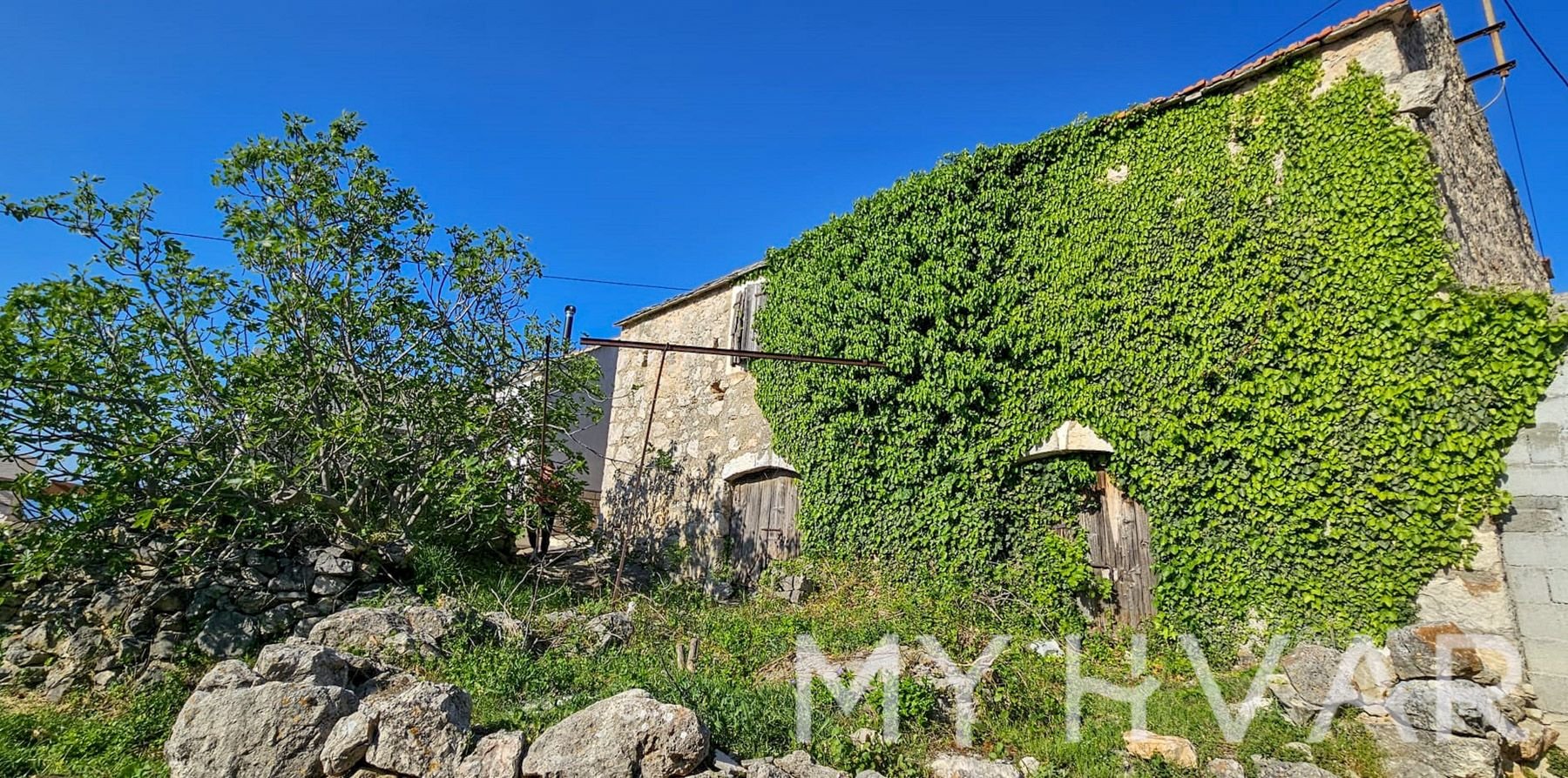 Dom Na predaj - SPLITSKO-DALMATINSKA Jelsa