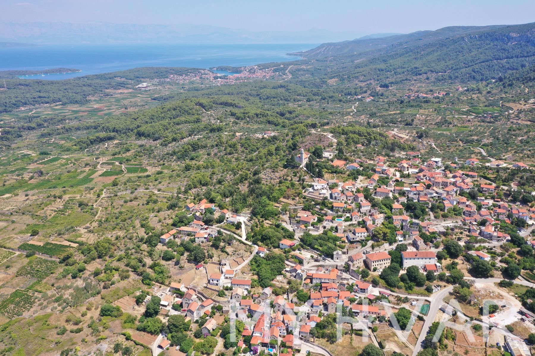 Dom Na predaj - SPLITSKO-DALMATINSKA Jelsa