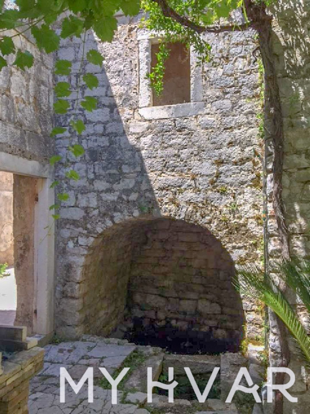 House For sale - SPLITSKO-DALMATINSKA Jelsa