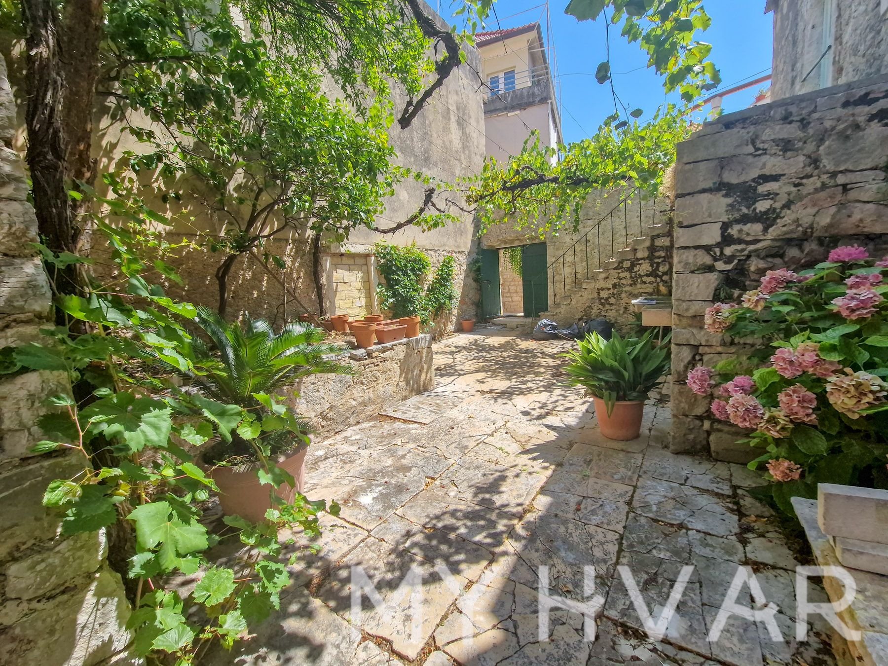 House For sale - SPLITSKO-DALMATINSKA Jelsa
