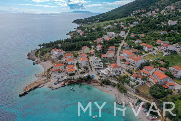 Land for sale 1870 m² – Zavala