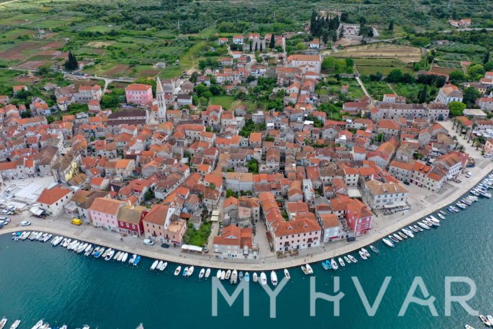 Dom Na predaj - Splitsko-dalmatinska Stari Grad - foto 2/13