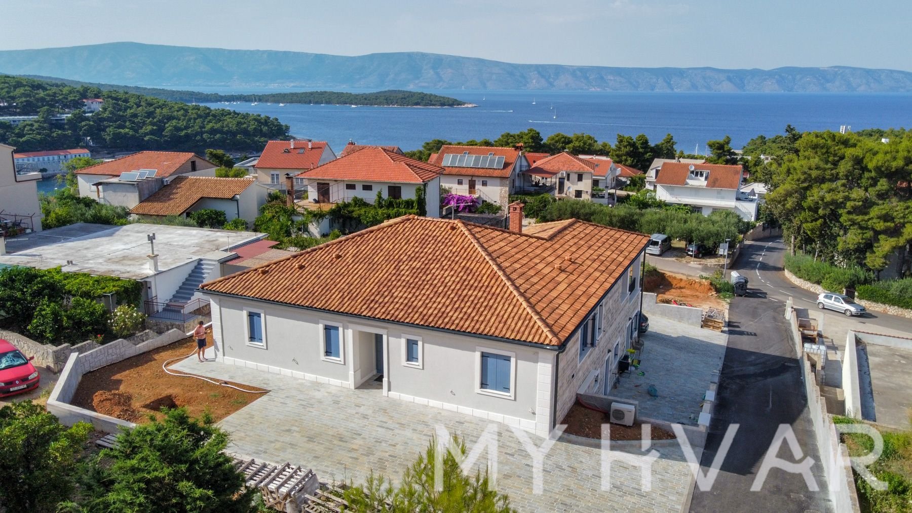 Dom Na predaj - SPLITSKO-DALMATINSKA Jelsa