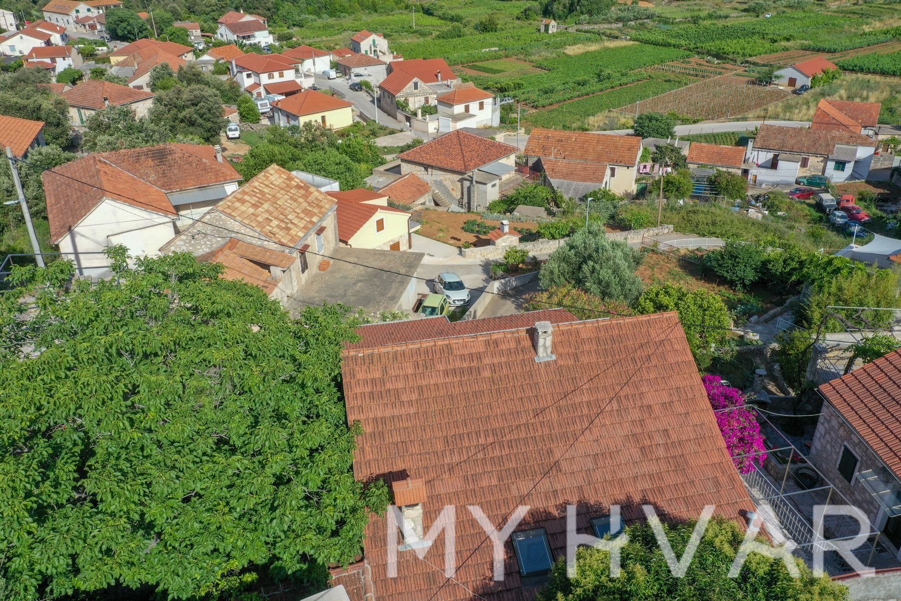 Dom Na predaj - SPLITSKO-DALMATINSKA Jelsa