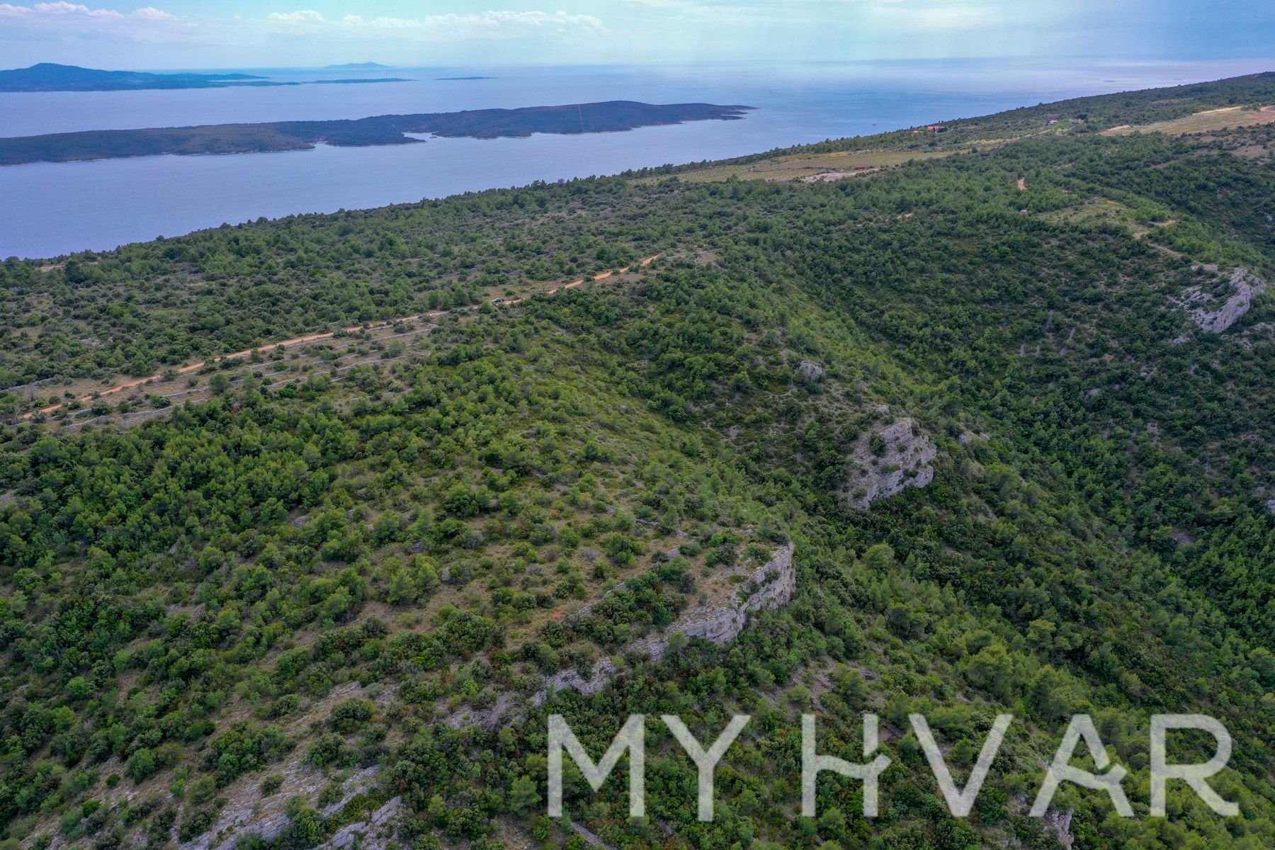 Land For sale - SPLITSKO-DALMATINSKA Jelsa