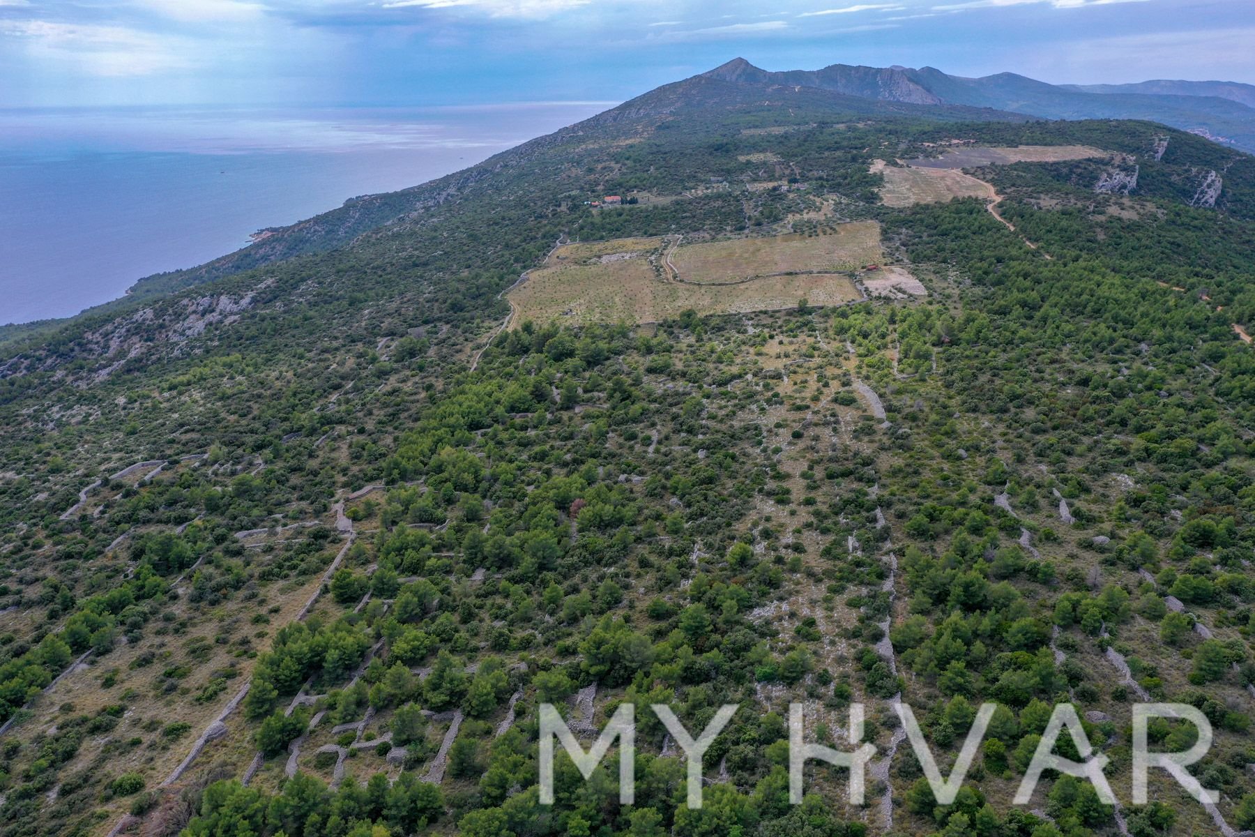 Land For sale - SPLITSKO-DALMATINSKA Jelsa