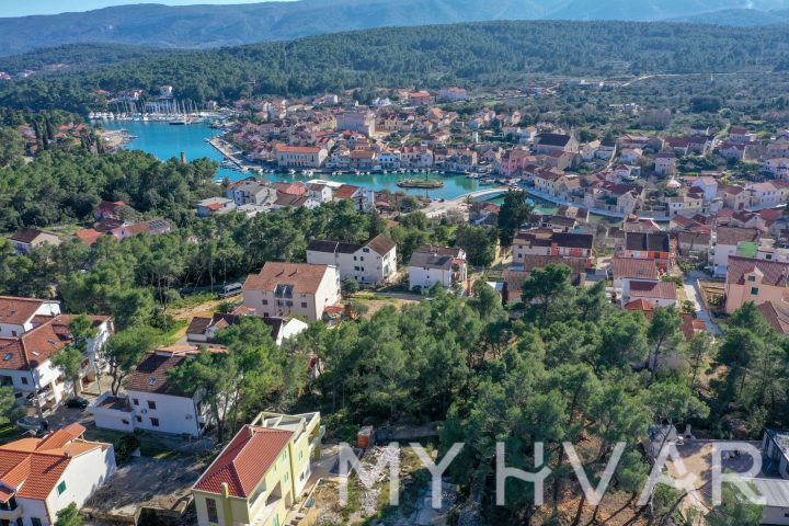 Land for sale 454 m² – Vrboska