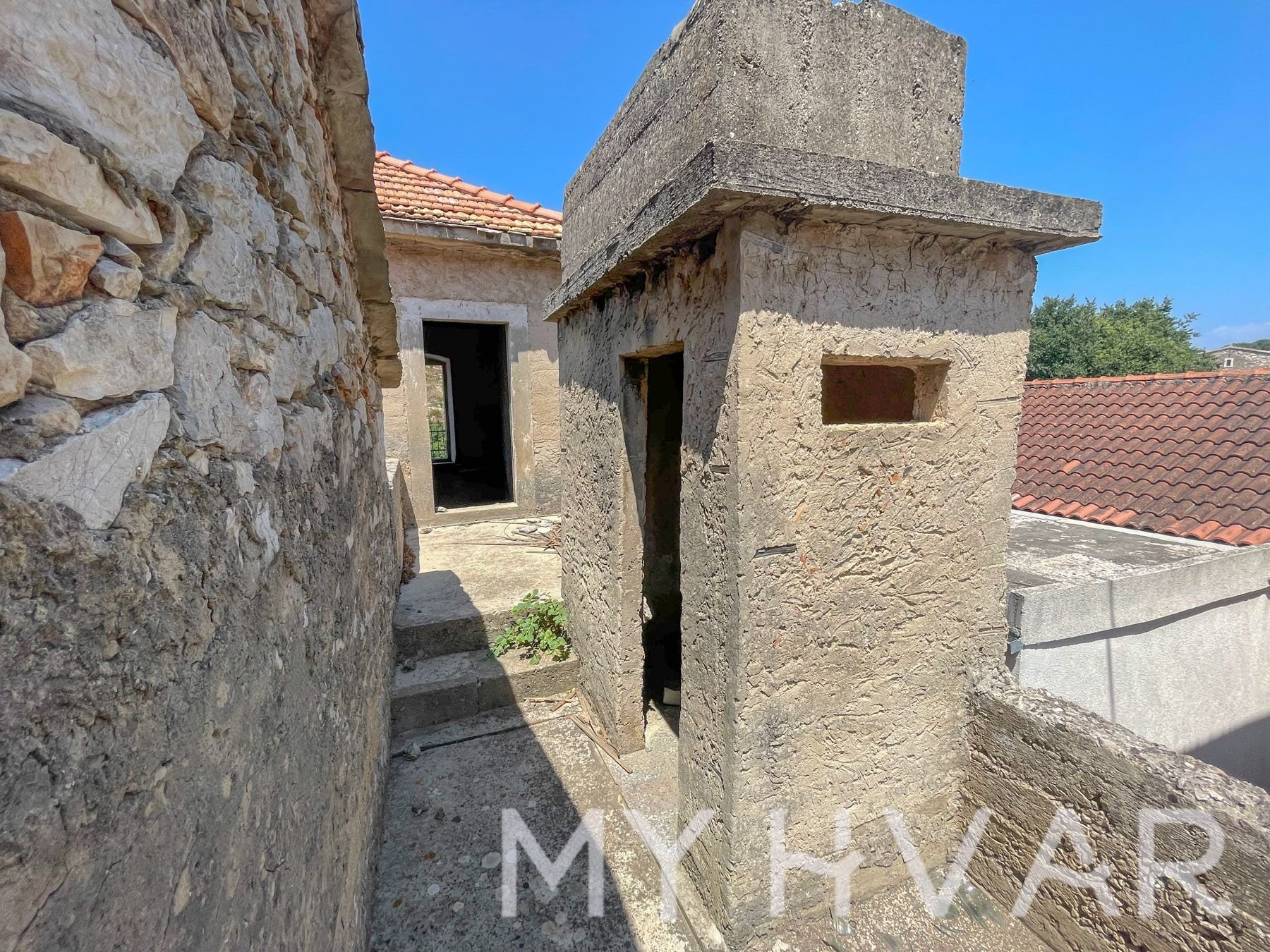 House For sale - SPLITSKO-DALMATINSKA STARI GRAD