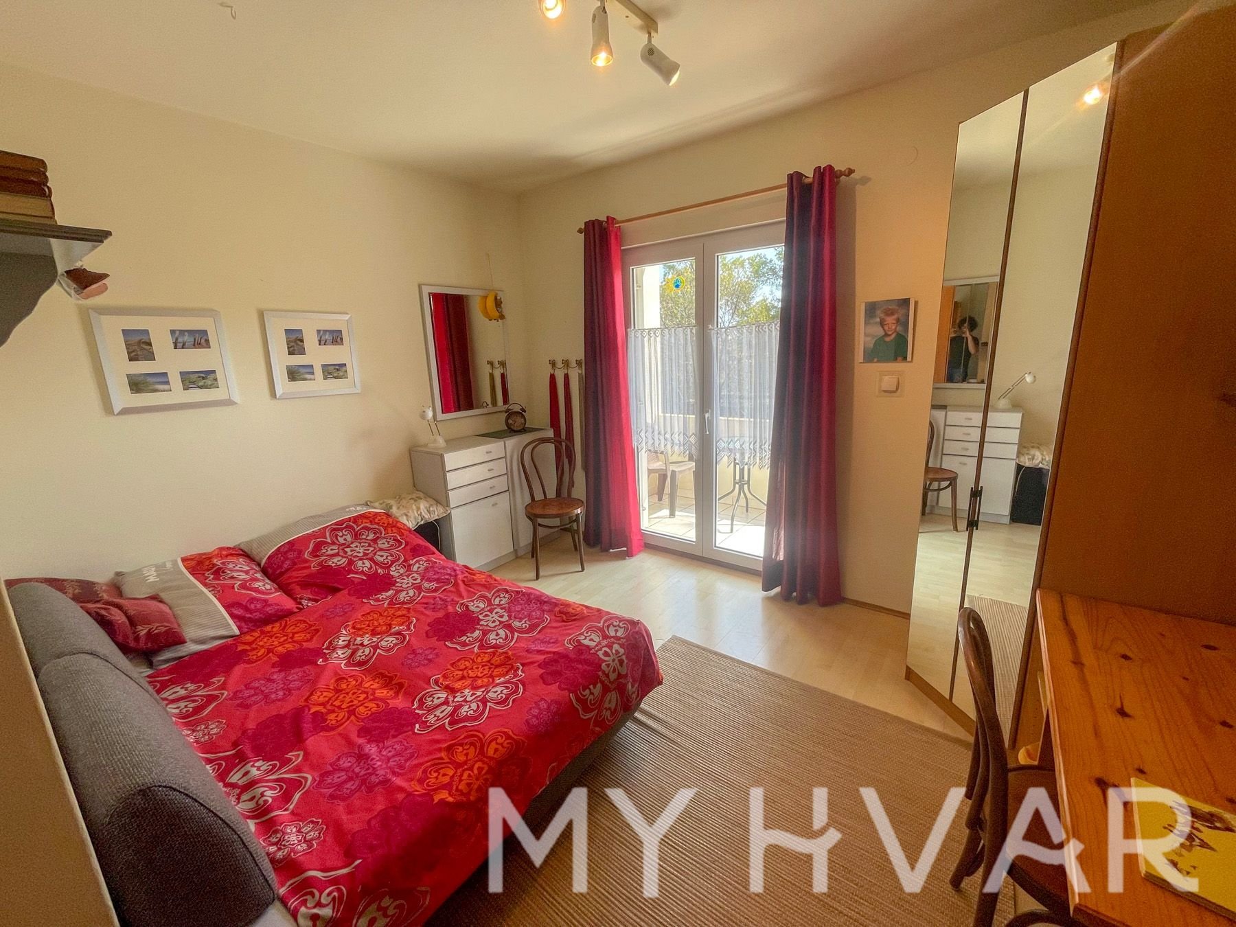 Apartmán Na predaj - SPLITSKO-DALMATINSKA Jelsa
