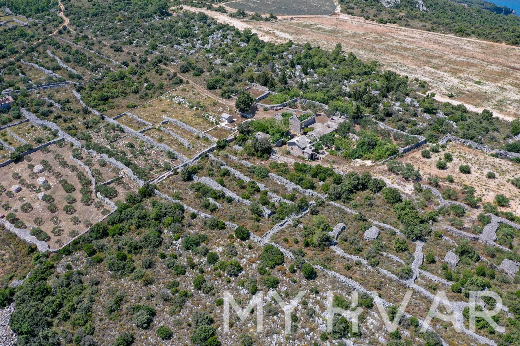 Land For sale - SPLITSKO-DALMATINSKA Jelsa