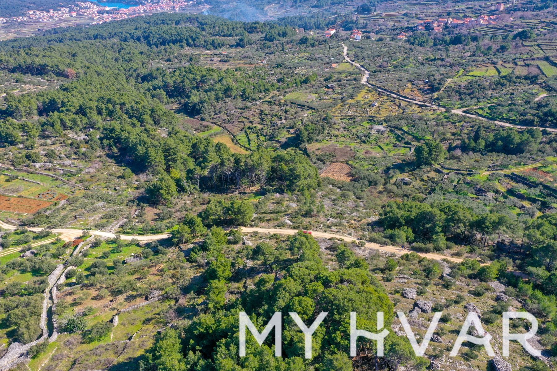 Land For sale - SPLITSKO-DALMATINSKA Jelsa