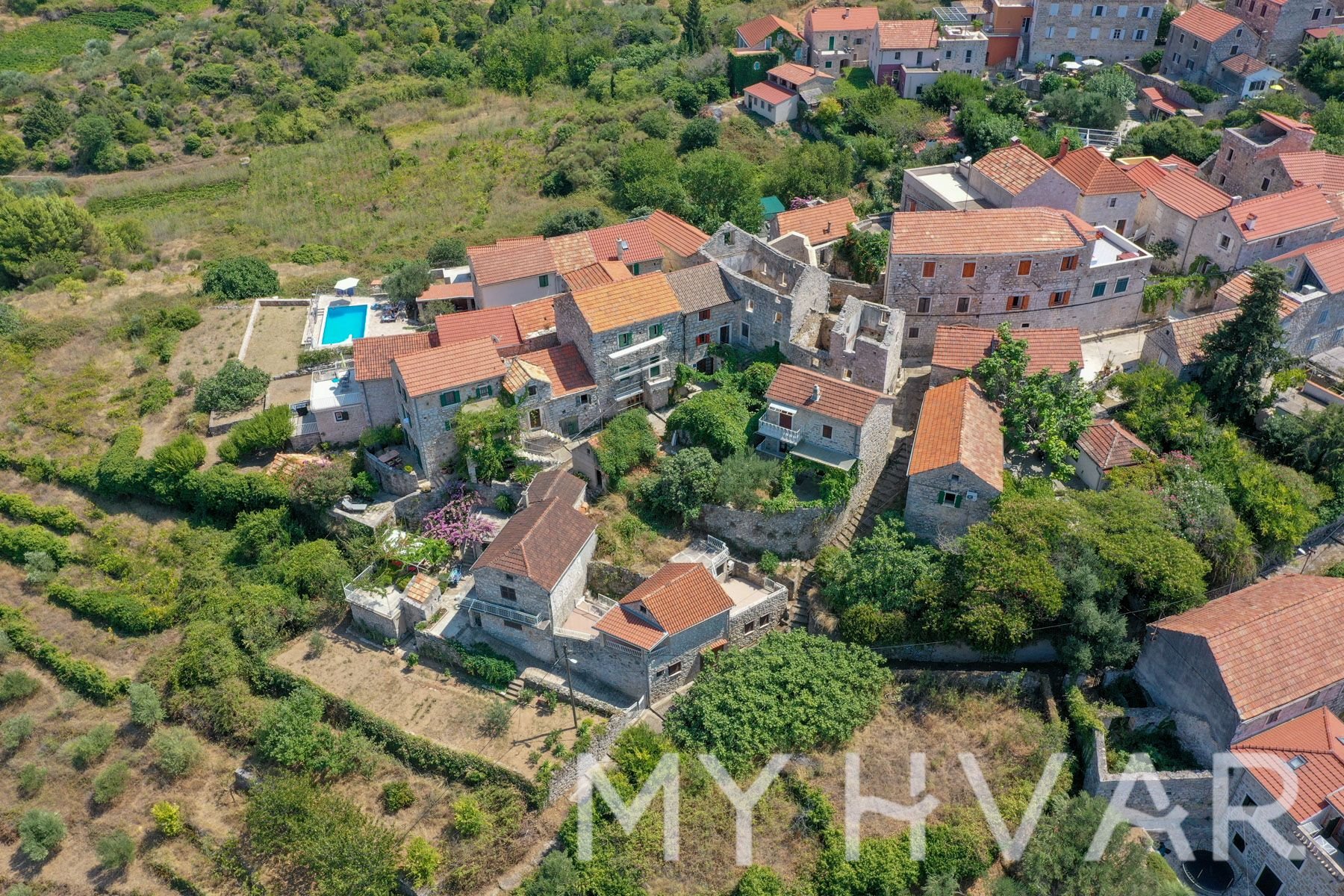 Dom Na predaj - SPLITSKO-DALMATINSKA Jelsa