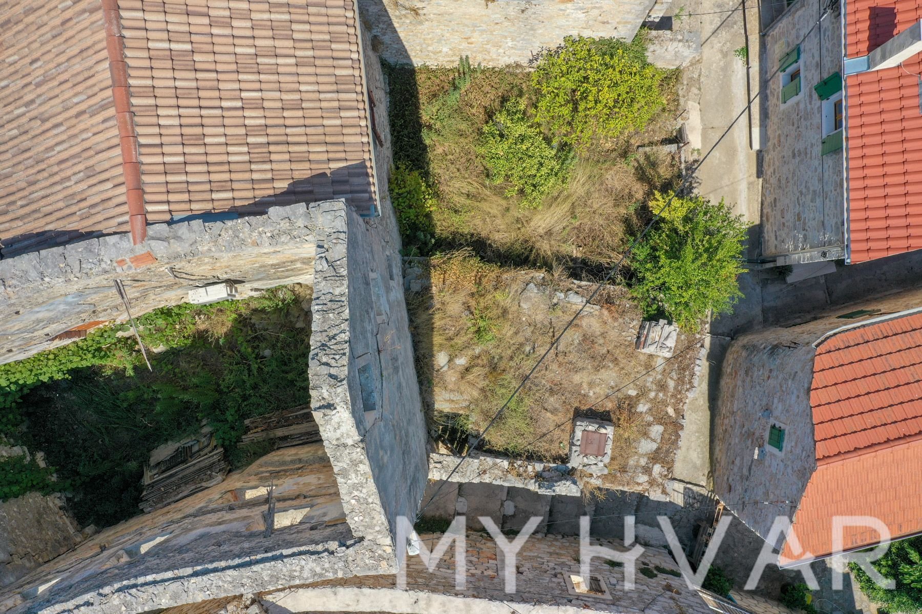 Dom Na predaj - SPLITSKO-DALMATINSKA Jelsa