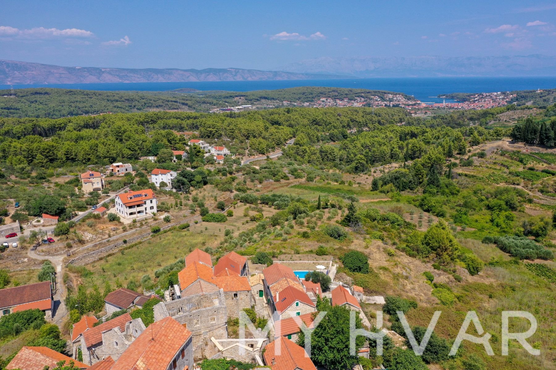 Dom Na predaj - SPLITSKO-DALMATINSKA Jelsa