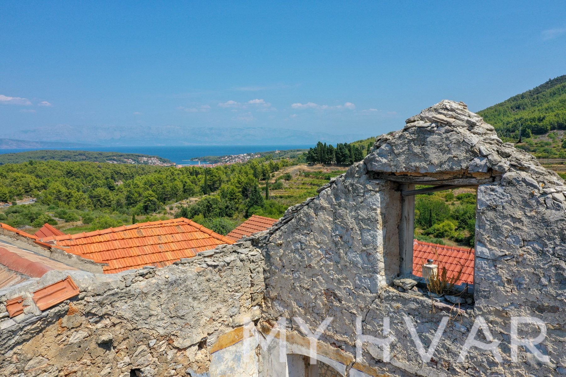Dom Na predaj - SPLITSKO-DALMATINSKA Jelsa
