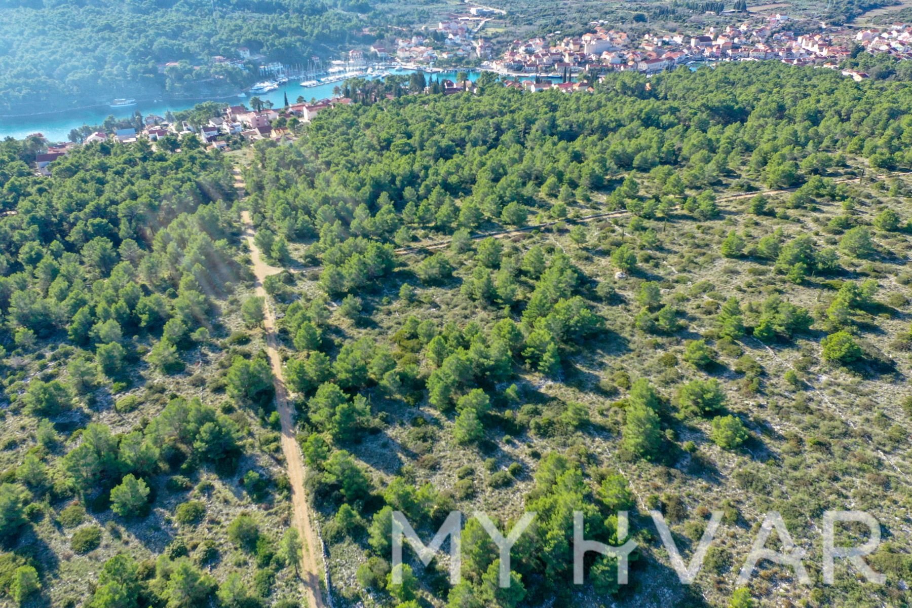 Land For sale - SPLITSKO-DALMATINSKA Jelsa