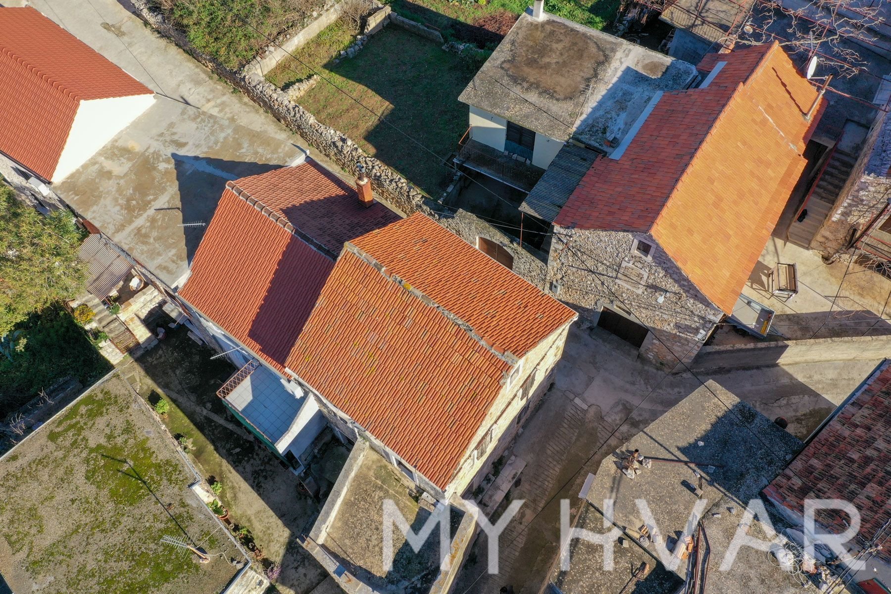 Dom Na predaj - SPLITSKO-DALMATINSKA Jelsa