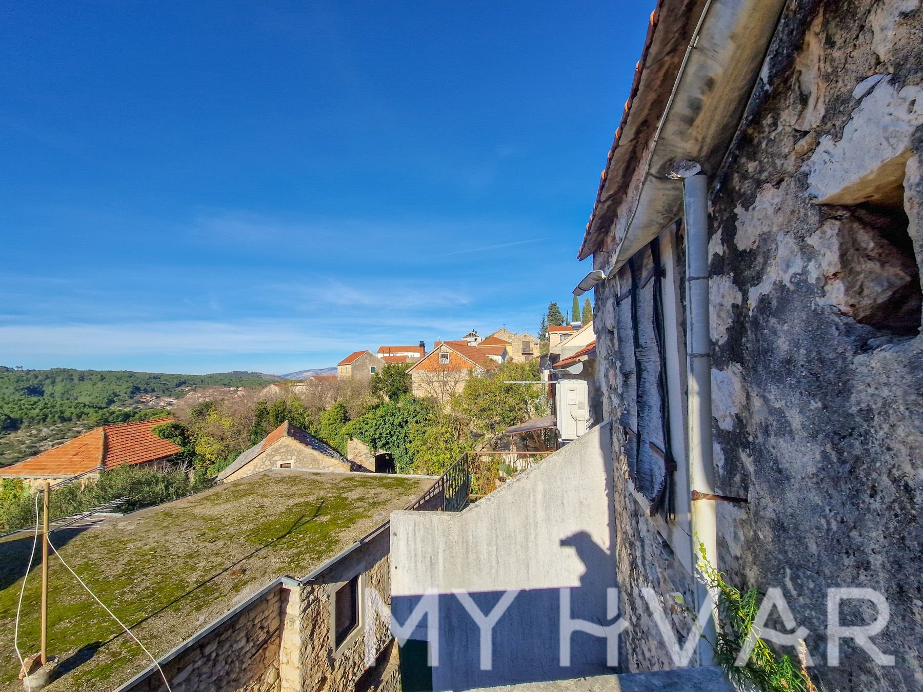Dom Na predaj - SPLITSKO-DALMATINSKA Jelsa