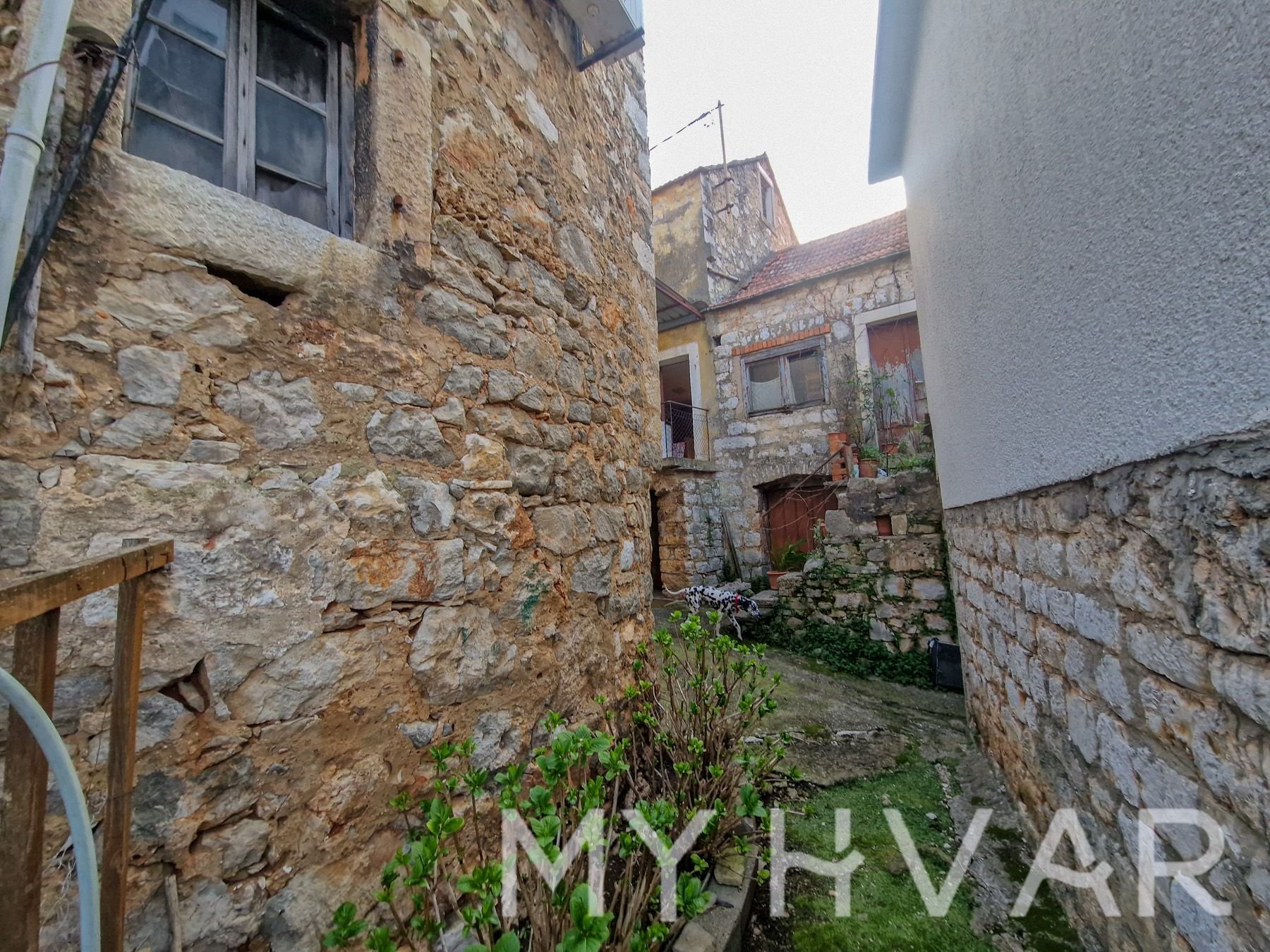 House For sale - SPLITSKO-DALMATINSKA STARI GRAD