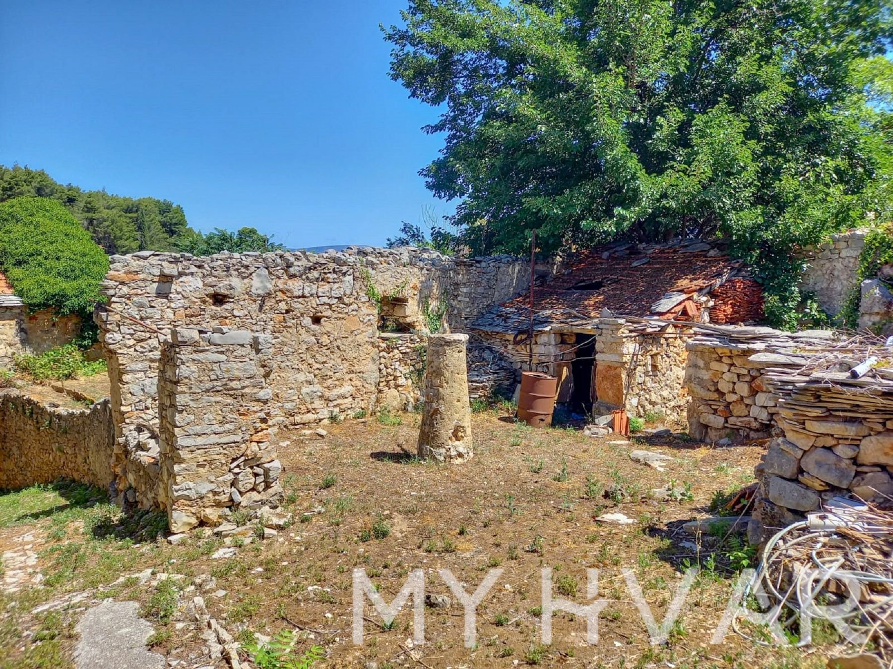 House For sale - SPLITSKO-DALMATINSKA STARI GRAD