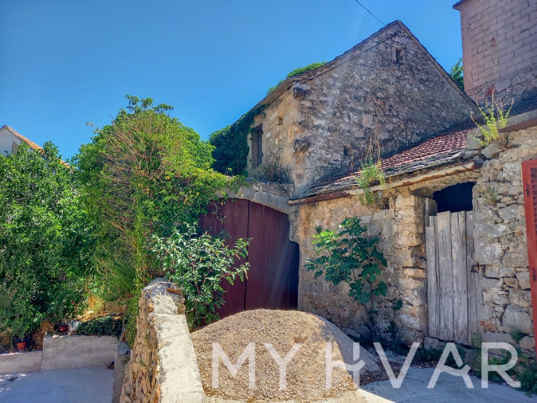 House For sale - SPLITSKO-DALMATINSKA STARI GRAD