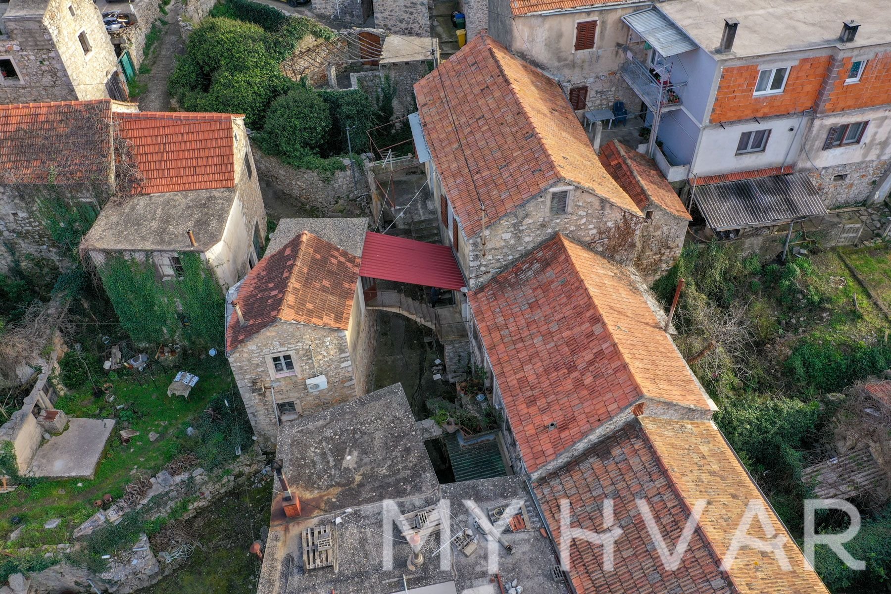 House For sale - SPLITSKO-DALMATINSKA STARI GRAD