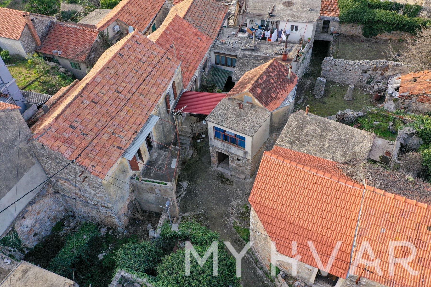 House For sale - SPLITSKO-DALMATINSKA STARI GRAD