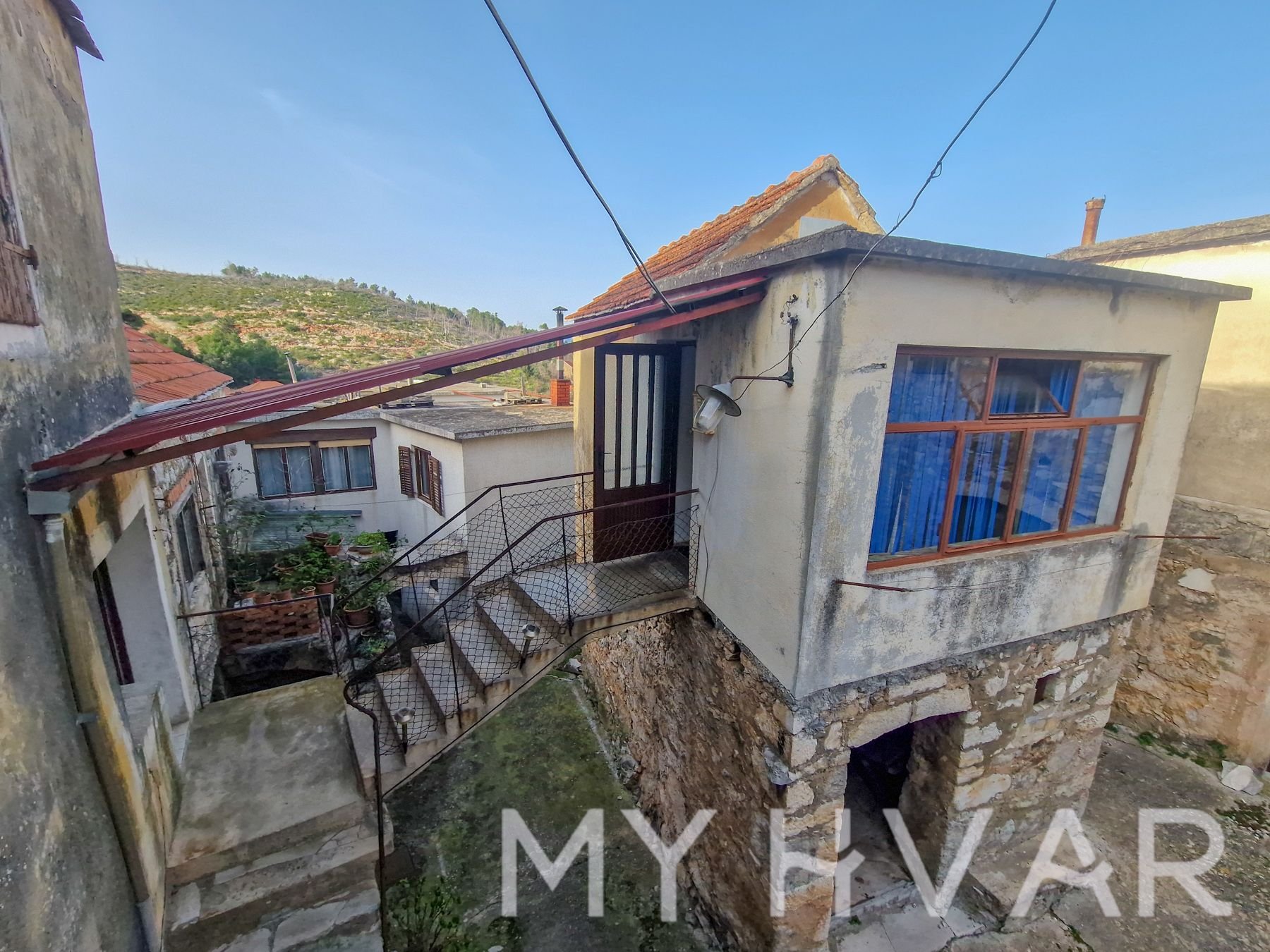 House For sale - SPLITSKO-DALMATINSKA STARI GRAD