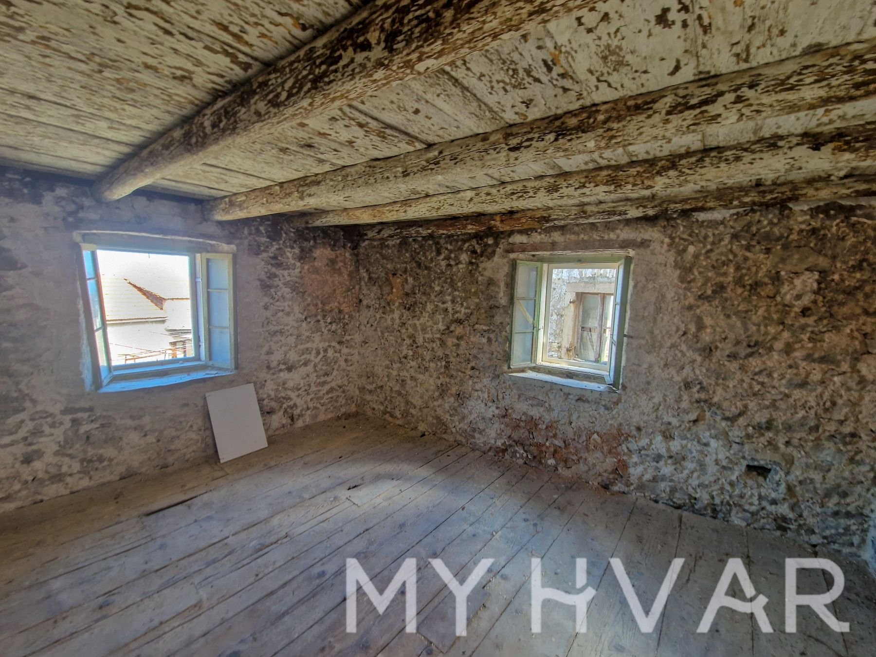 House For sale - SPLITSKO-DALMATINSKA STARI GRAD