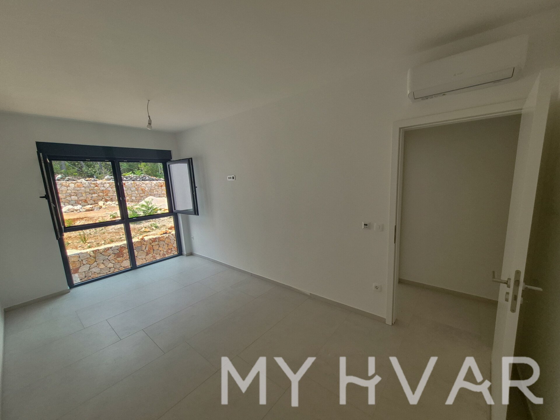 Apartmán Na predaj - SPLITSKO-DALMATINSKA Jelsa