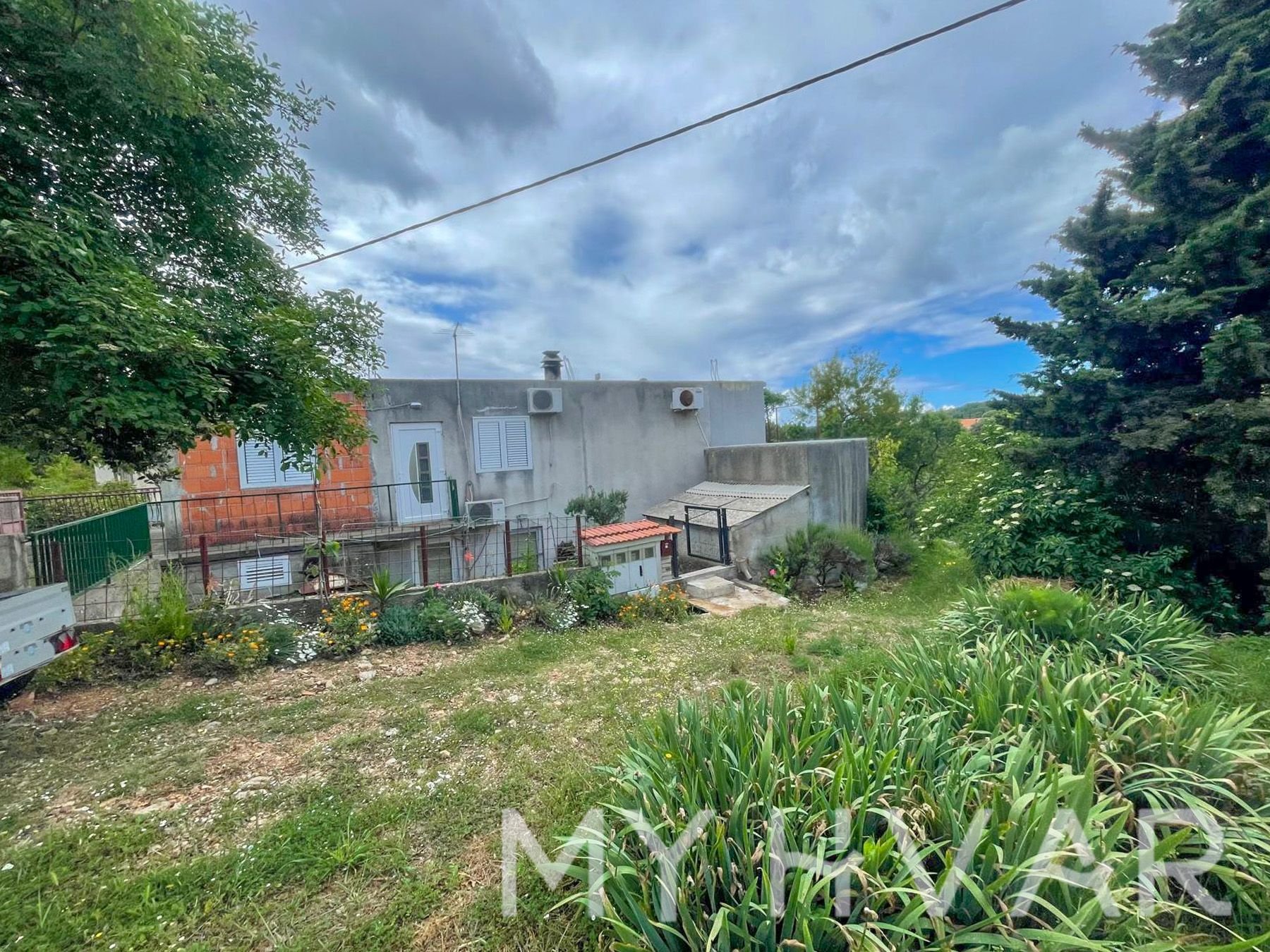 House For sale - SPLITSKO-DALMATINSKA Sućuraj