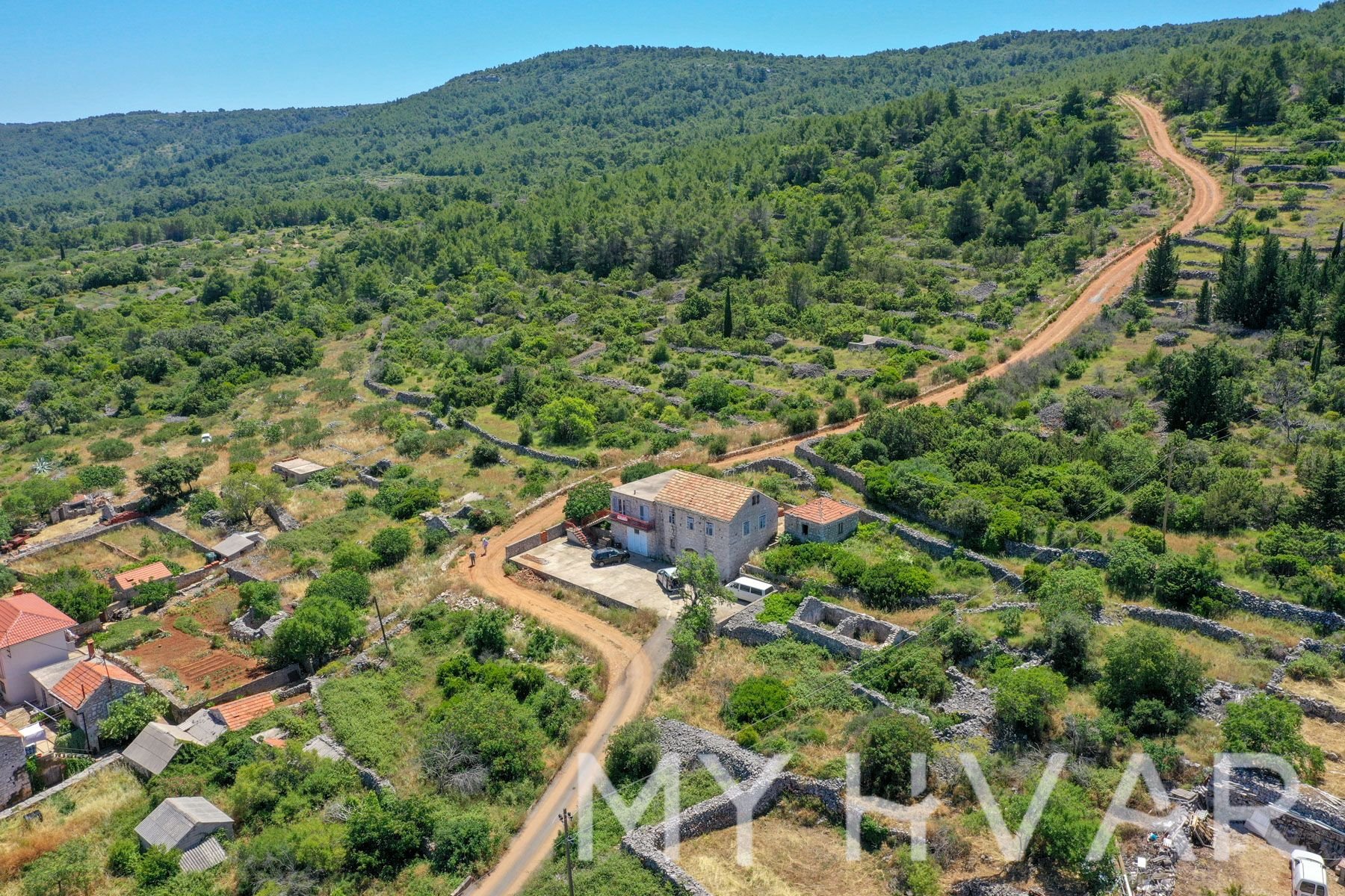 Dom Na predaj - SPLITSKO-DALMATINSKA Jelsa