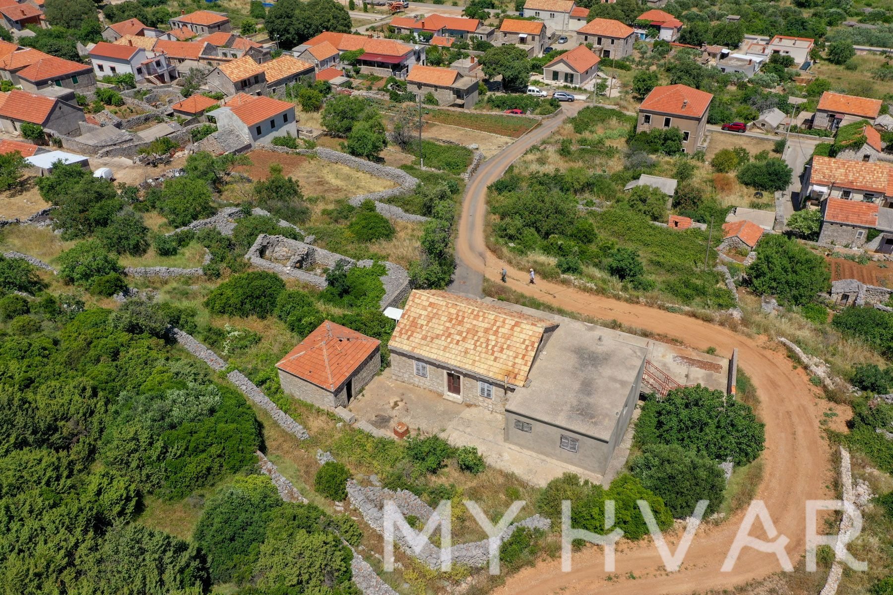 Dom Na predaj - SPLITSKO-DALMATINSKA Jelsa