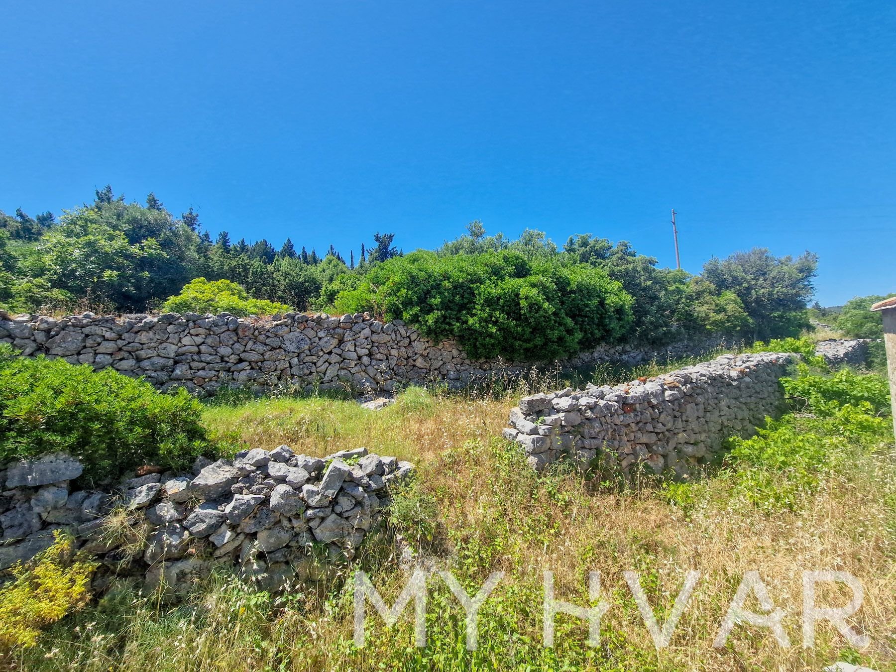 Dom Na predaj - SPLITSKO-DALMATINSKA Jelsa