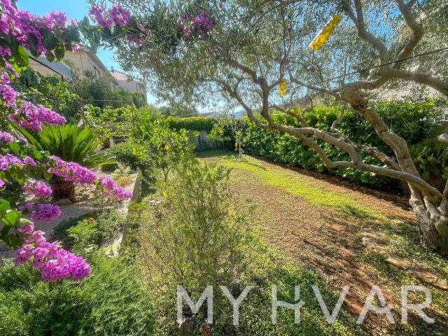 House For sale - Splitsko-dalmatinska Stari Grad - foto 5/20