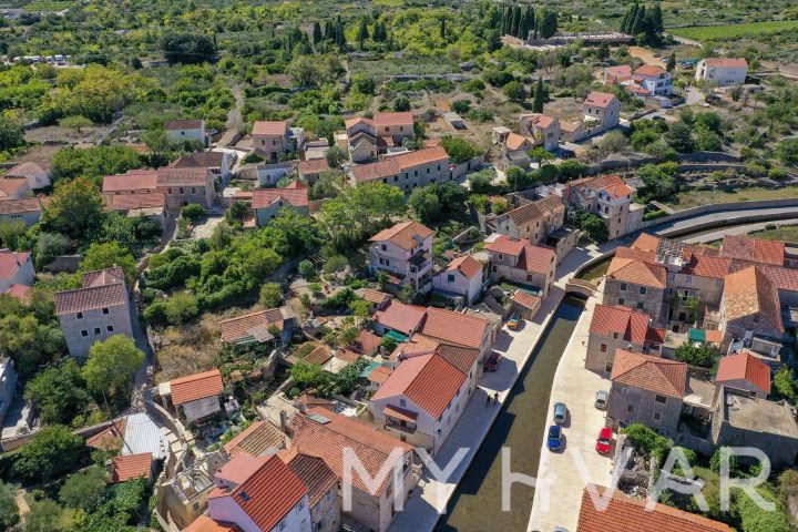 House For sale - Splitsko-dalmatinska Jelsa - foto 5/29