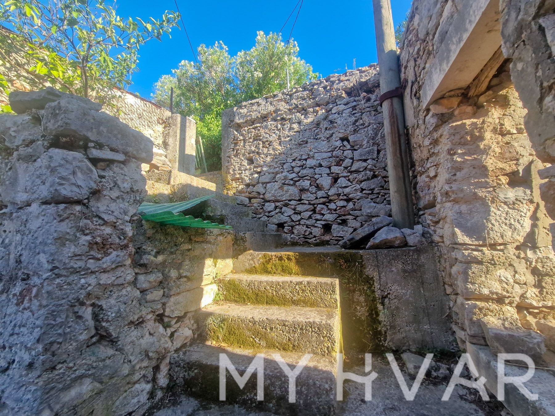 House For sale - SPLITSKO-DALMATINSKA Jelsa